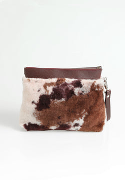 Image of Shearling-clutch voor dames, bordeauxrood met bruine veelkleurige wol