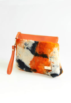 Image of Shearling-clutch voor dames, oranje veelkleurige wol